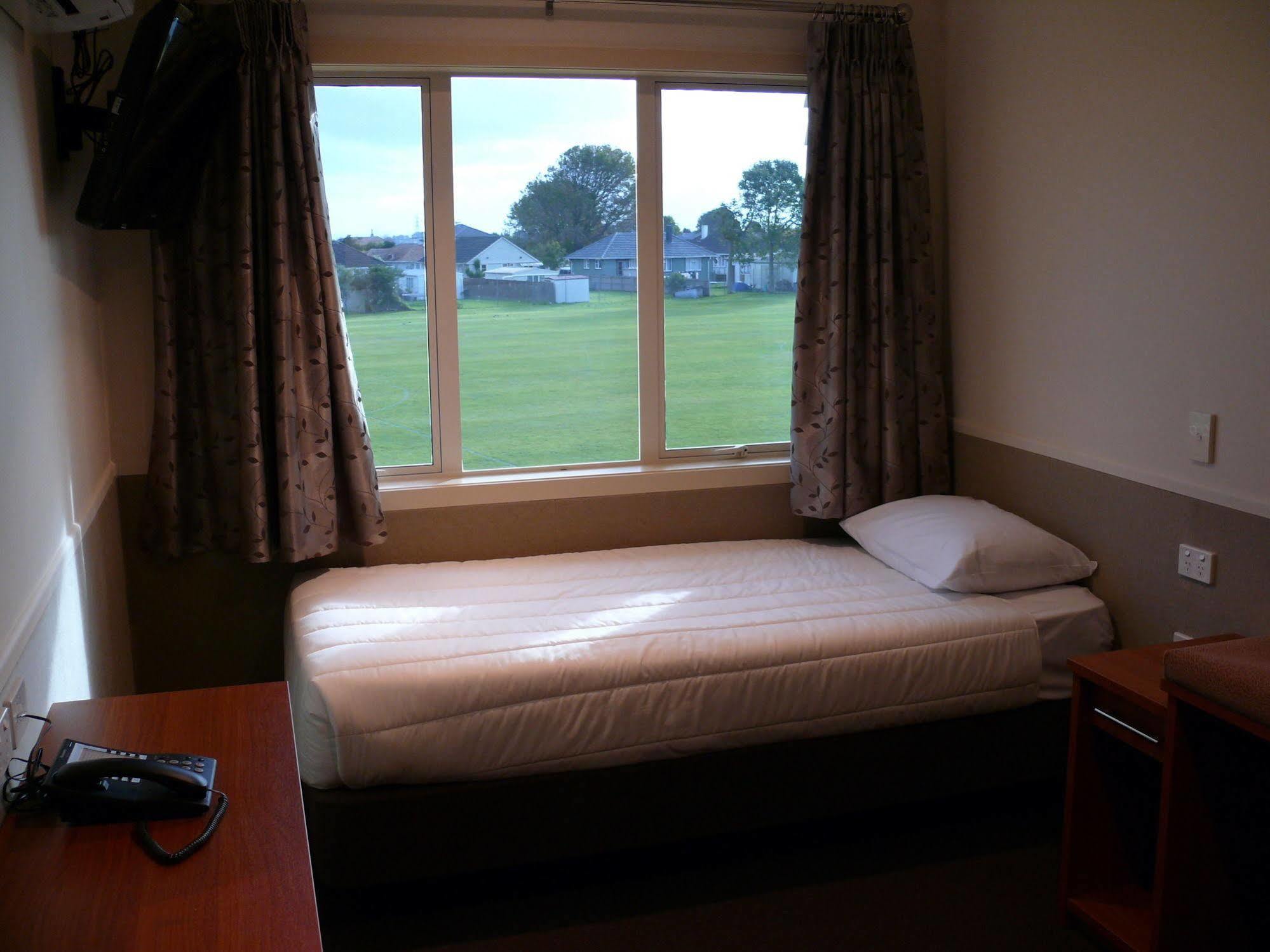 Bruce Pulman Lodge Papakura Exteriör bild